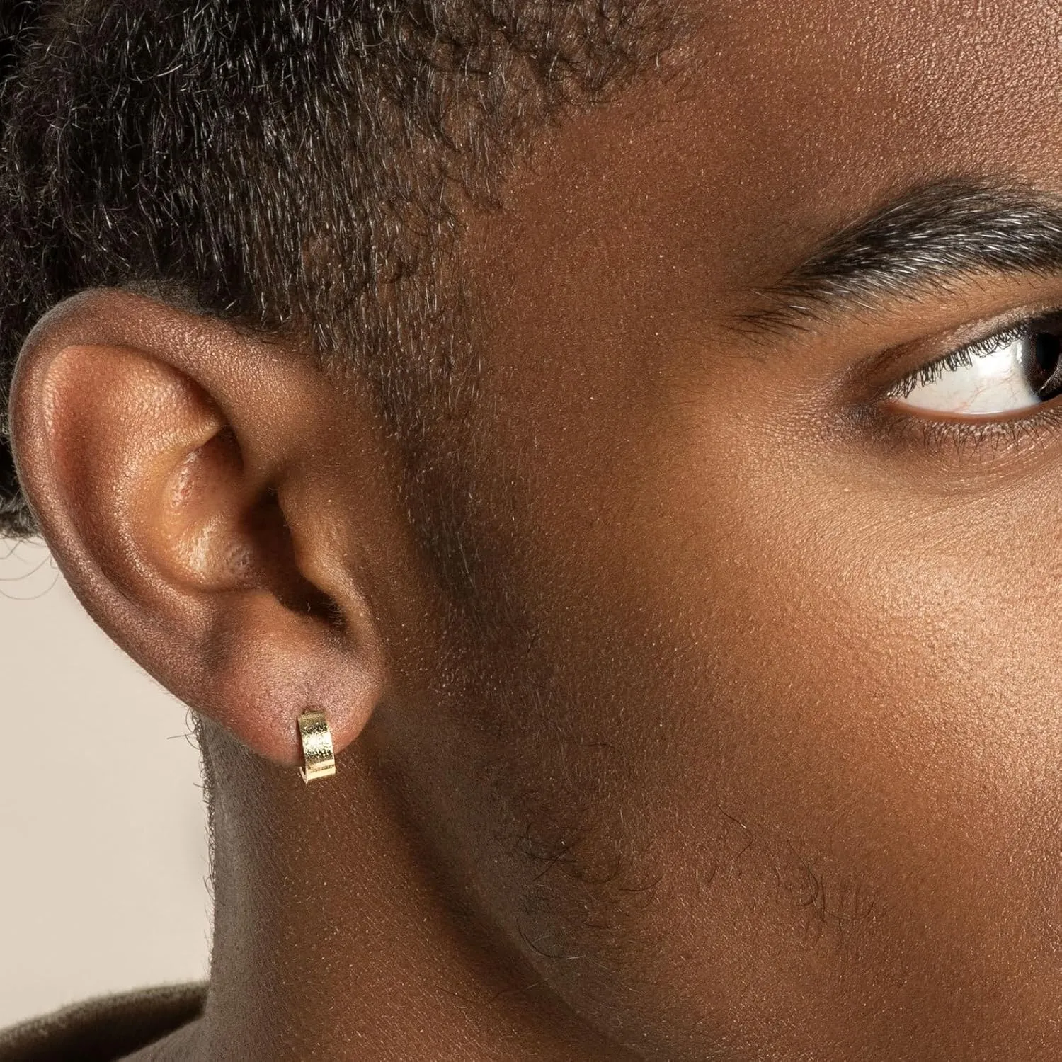 14K Solid Gold Mini Huggie Hoop Earring for Women Men Ear Cuff Earring Screw Back Cartilage Stud Helix Piercing Jewelry for Upper Ear Minimalist Small Hoop SINGLE/PAIR