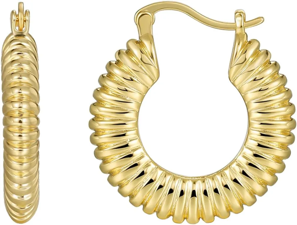 18K gold-plated cylindrical earrings | small earrings | women's gold earrings | perfect size hypoallergenic earrings