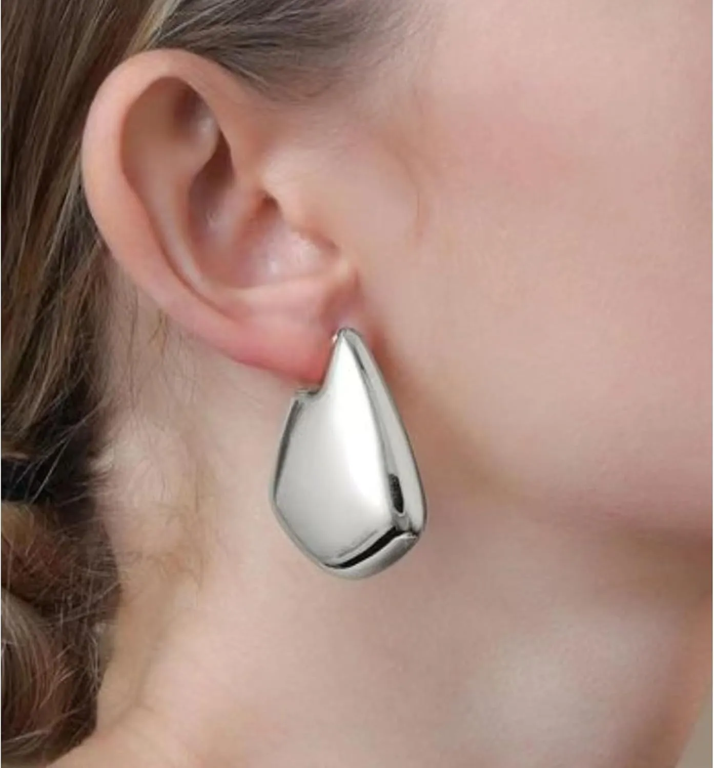 Chunky Big Fin Drop Earrings for Women 14k Gold Plated Statement Earrings Geometric earrings Chunky Gold Hoop Earrings Hypoallergenic Lightweight Earrings Teardrop Earring Trendy Jewelry Gifts