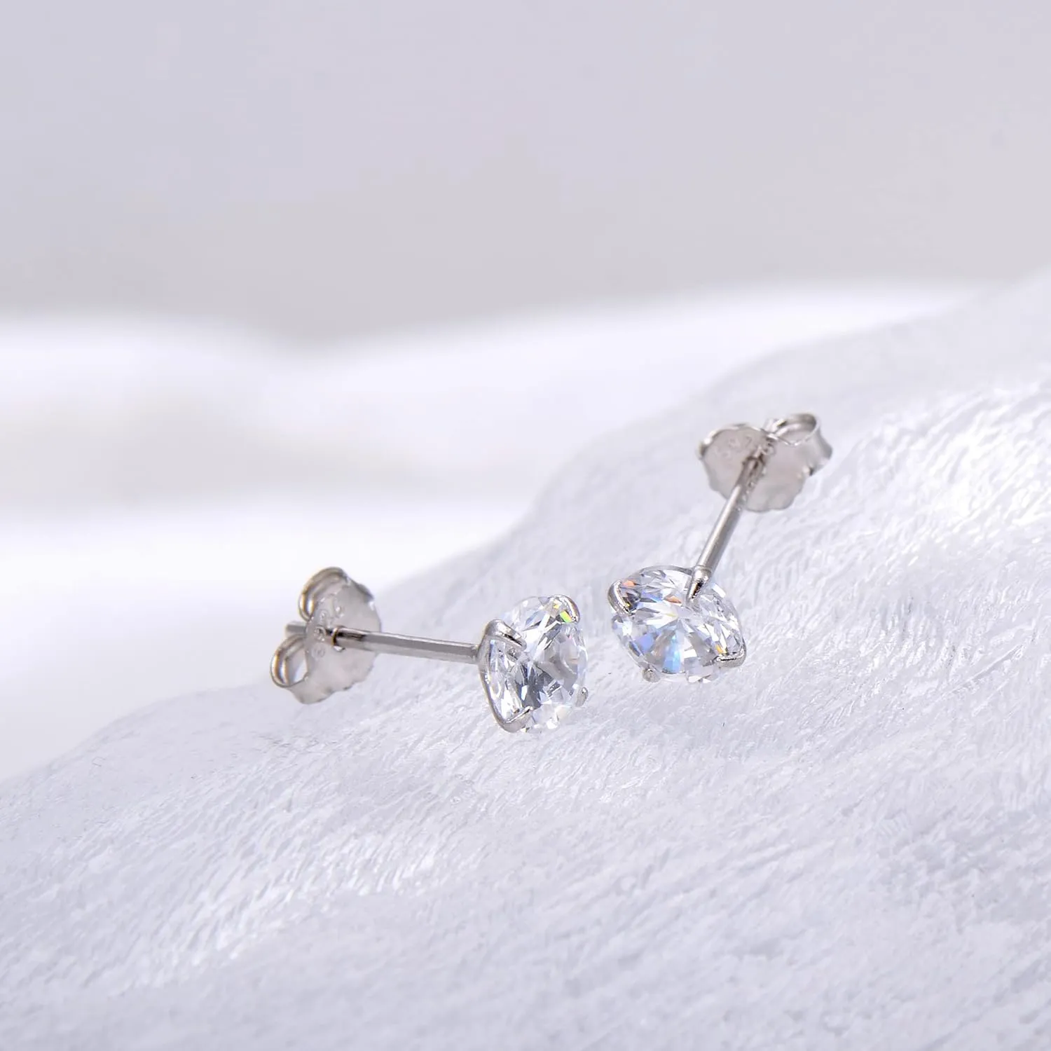 Diamond White Cubic Zirconia Sterling Silver Stud Earrings for Women, 5 MM