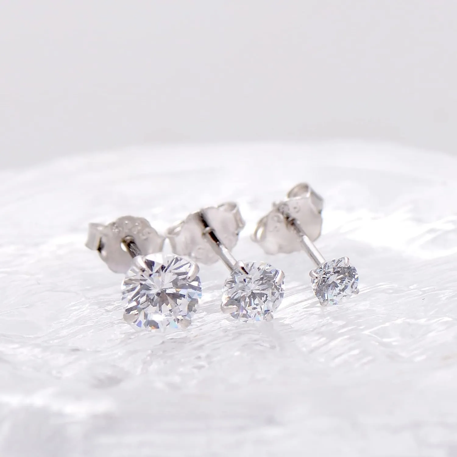 Diamond White Cubic Zirconia Sterling Silver Stud Earrings for Women, 5 MM