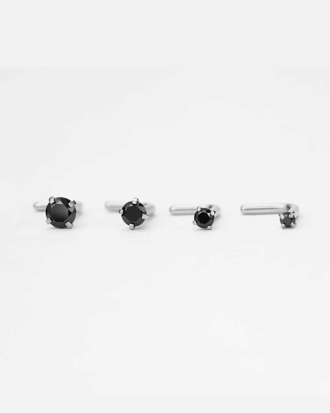 FANSING 4 Pieces Different Sizes 316L Surgical Steel Nose Studs L Shaped
