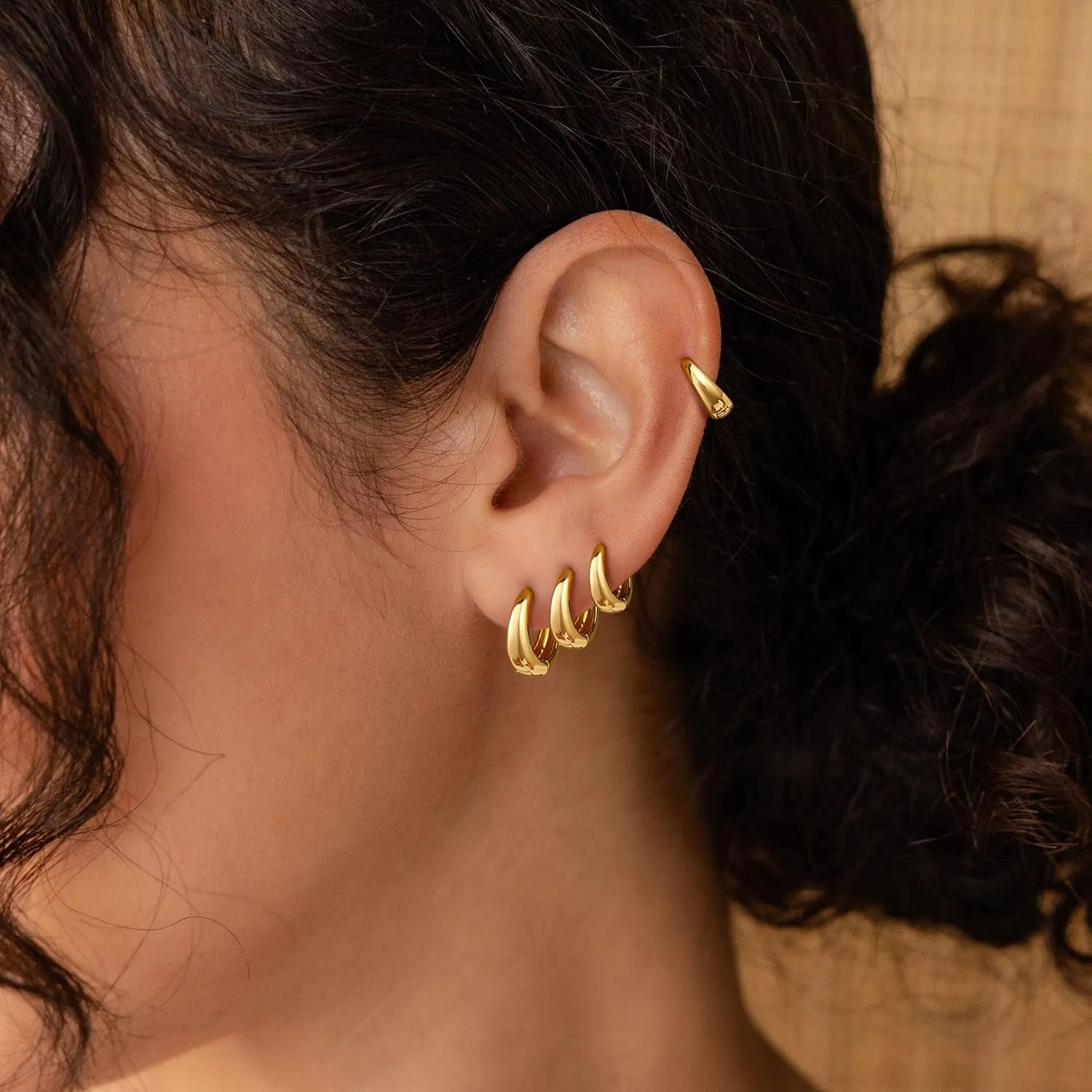 Foxgirl 4 Pairs Chunky Small Huggie Hoop Earrings for Women - Dainty 14K Gold/Sterling Silver Plated Hypoallergenic Lightweight Stack Earring Sets for Multiple Piercing Trendy Jewelry