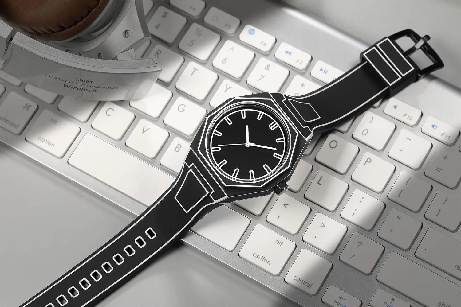 GORBEN Creative Sketch Watch Sports Fashion Quartz Minimalist Black and White Anime Series Watch