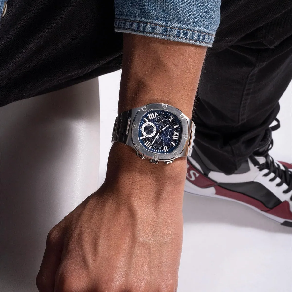 GUESS Men's 42mm Watch