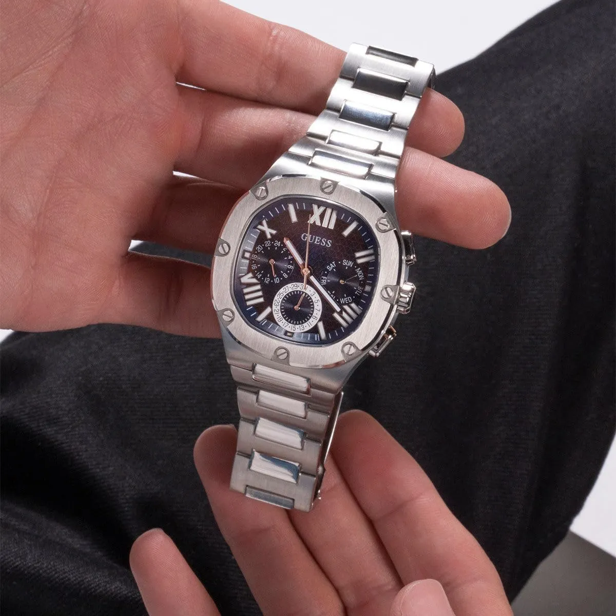 GUESS Men's 42mm Watch