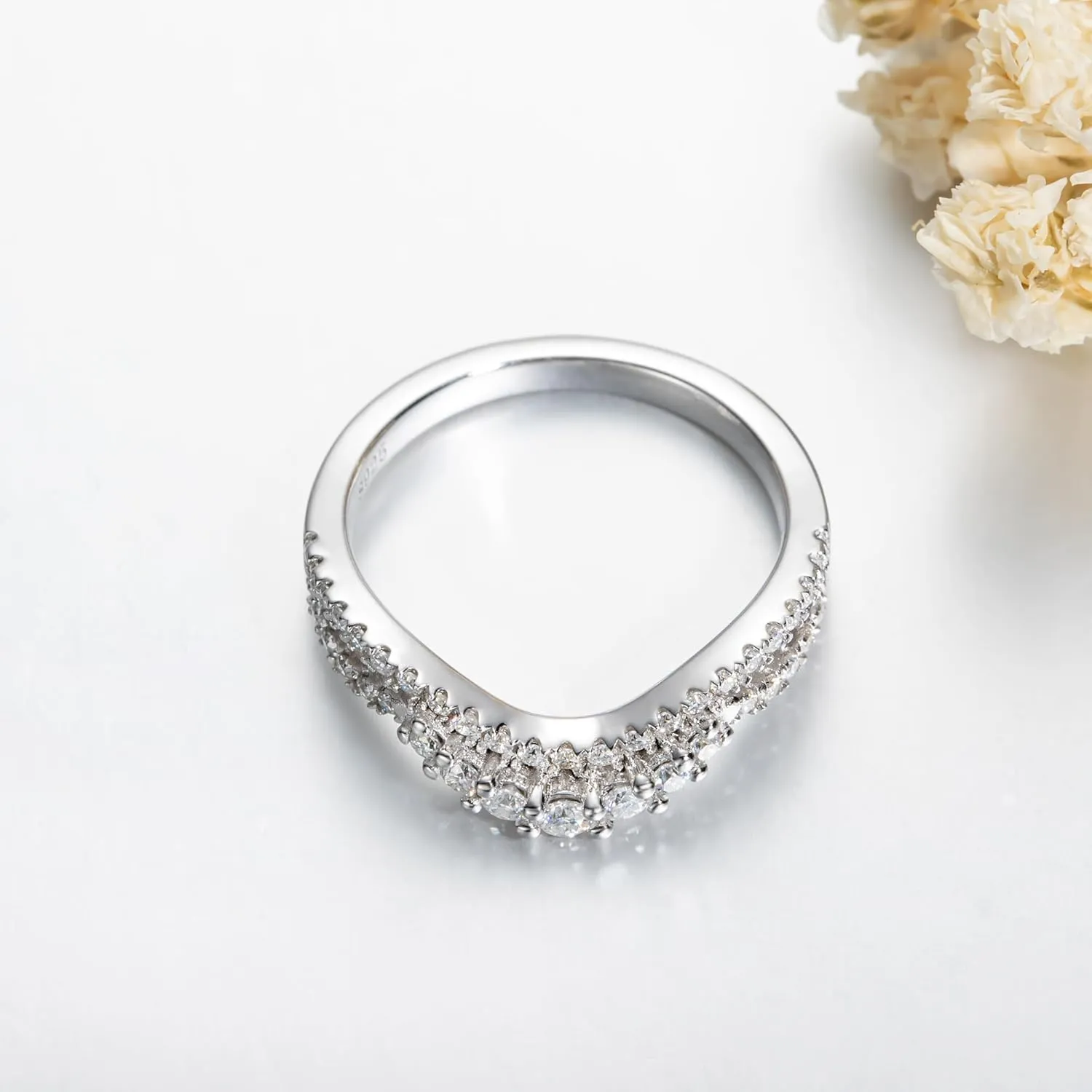 Infinity 2.0 mm Moissanite Bezel Eternity Ring Wedding Band for Women VVS D-color Moissanite Anniversary Engagement Twisting Channel Eternity Bands Platinum-Plated Silver Stacking Rings