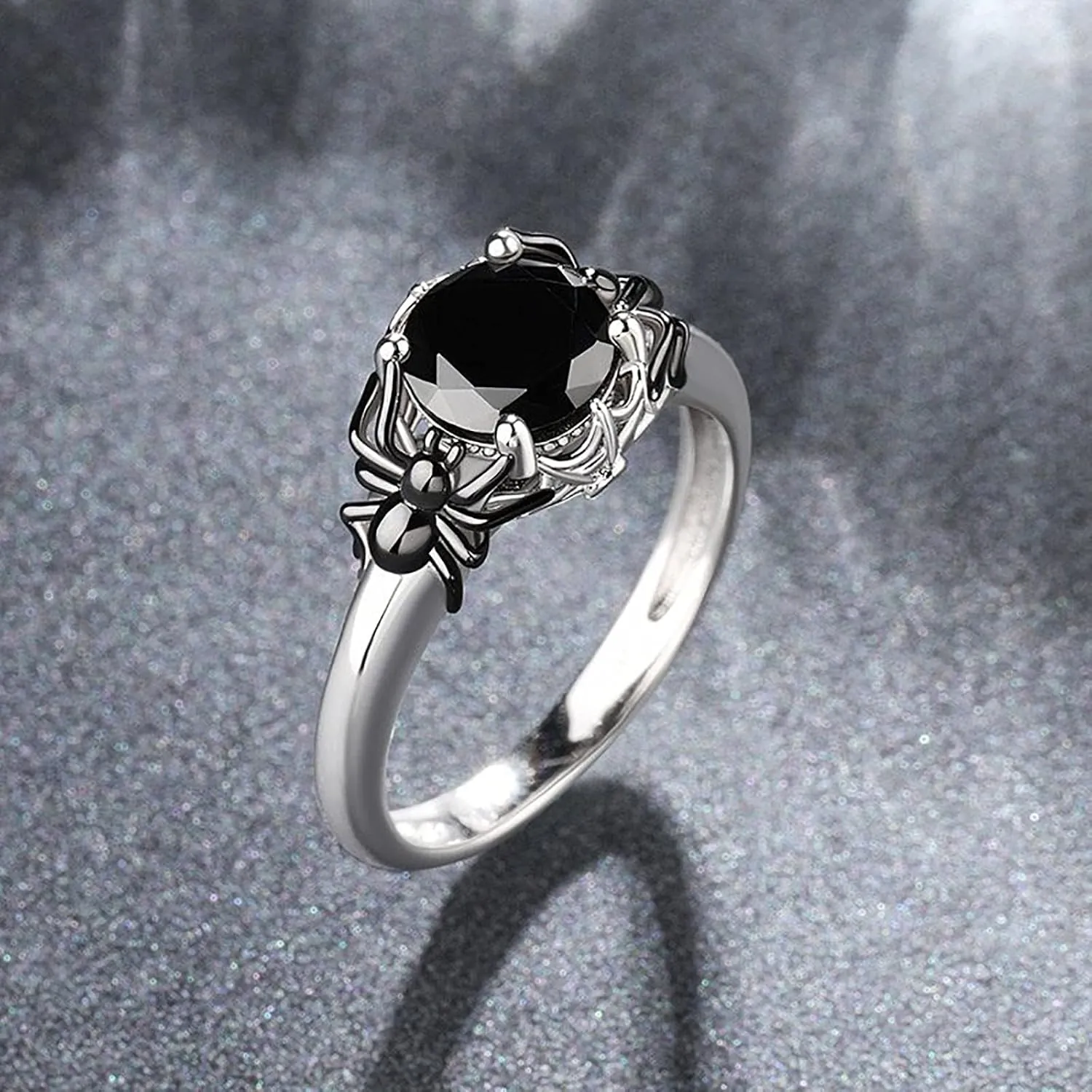 Jeulia Round Cut Silver Ring: Sterling Silver Hug Me Black Spider Gothic Ring Band Fashion Anniversary Promise Engagement Wedding Halloween Ring Set for Her with Gift Jewelry Box