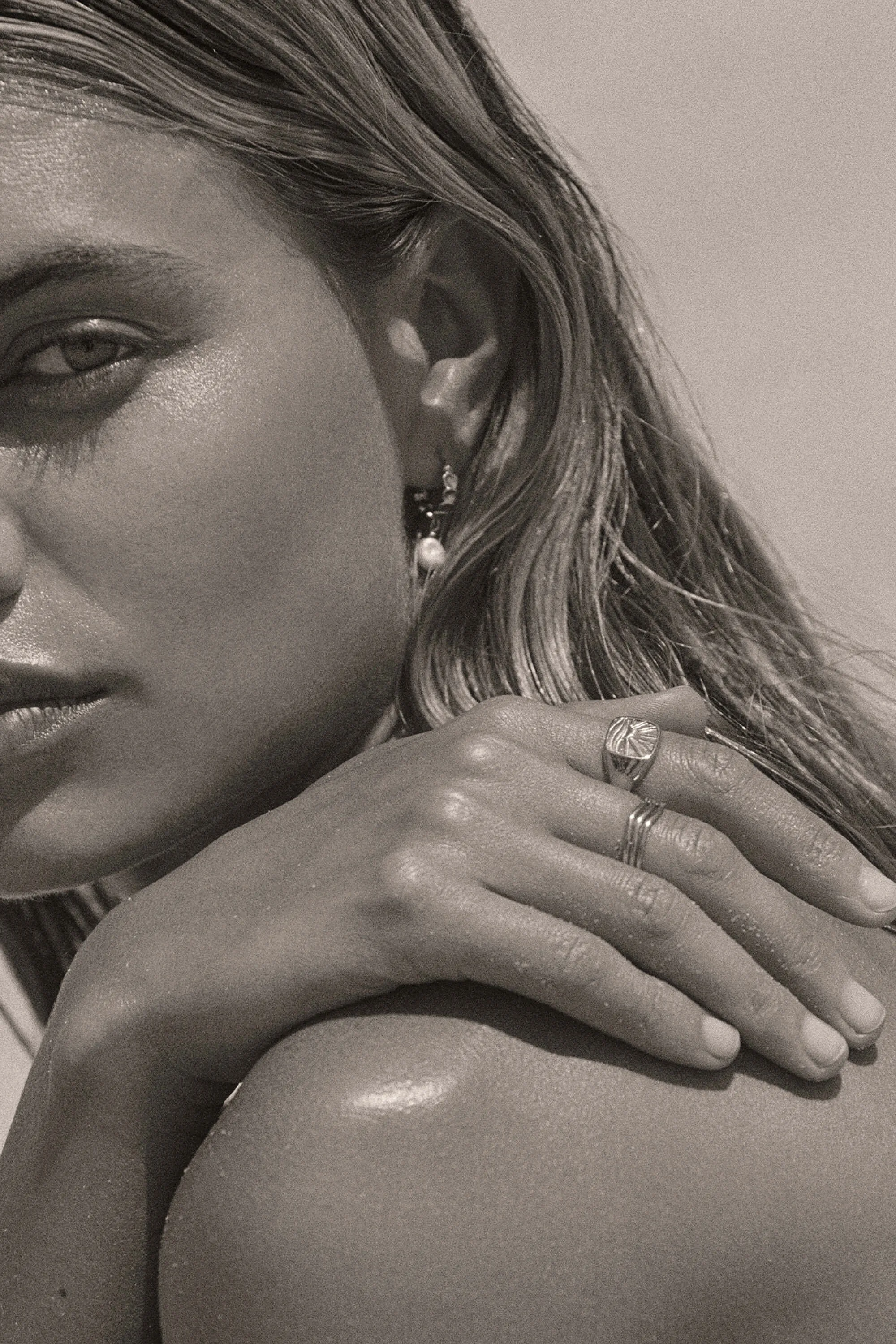 KIRSTIN ASH VACATION RING - STERLING SILVER