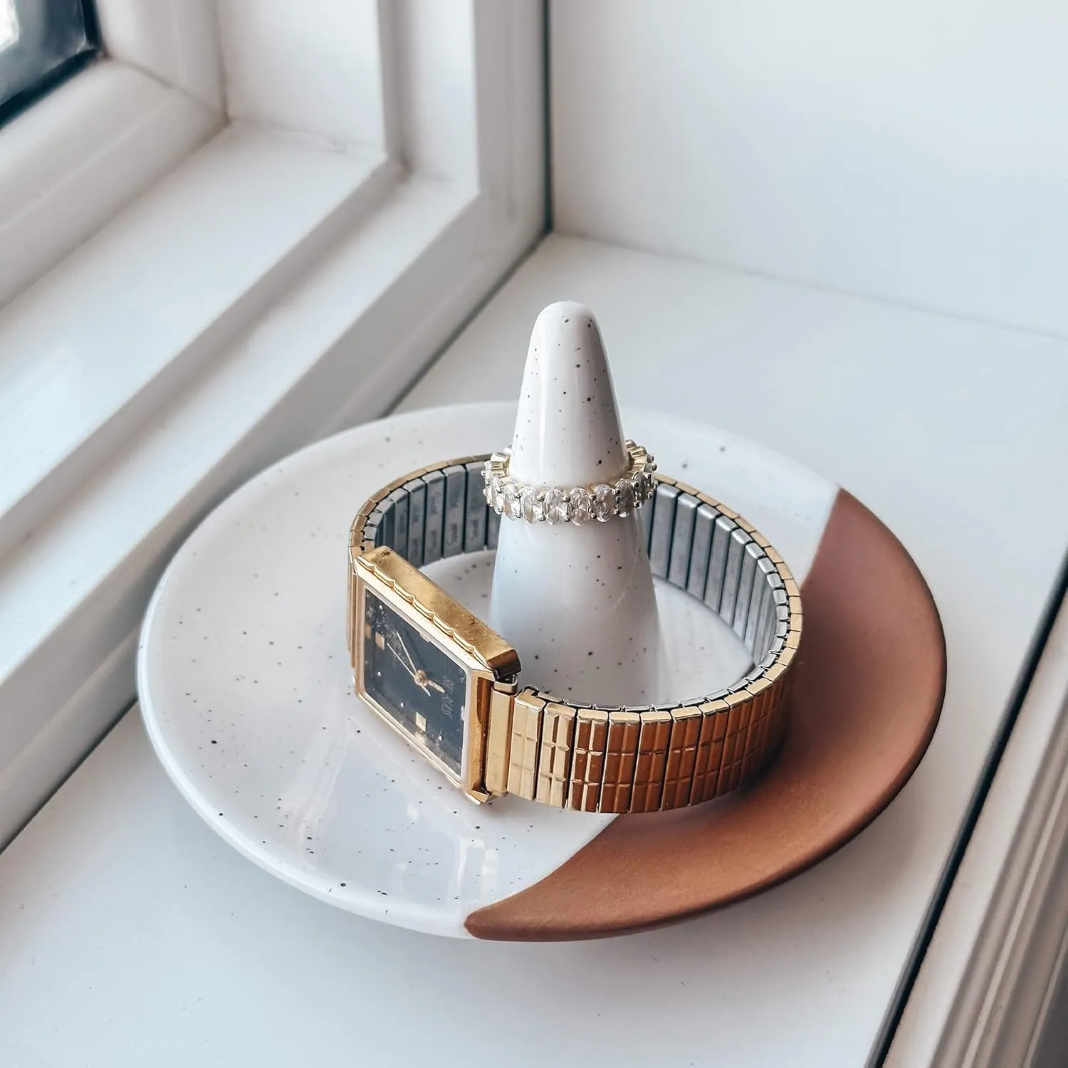 Mora Ring Dish - Jewelry Holder for Wedding/Engagement Rings, Bathroom Vanity, Nightstand, Sink etc. Cute Trendy Gift for Bride/Women, Small Modern Decorative Tray/Plate for Trinket, Room Decor, White