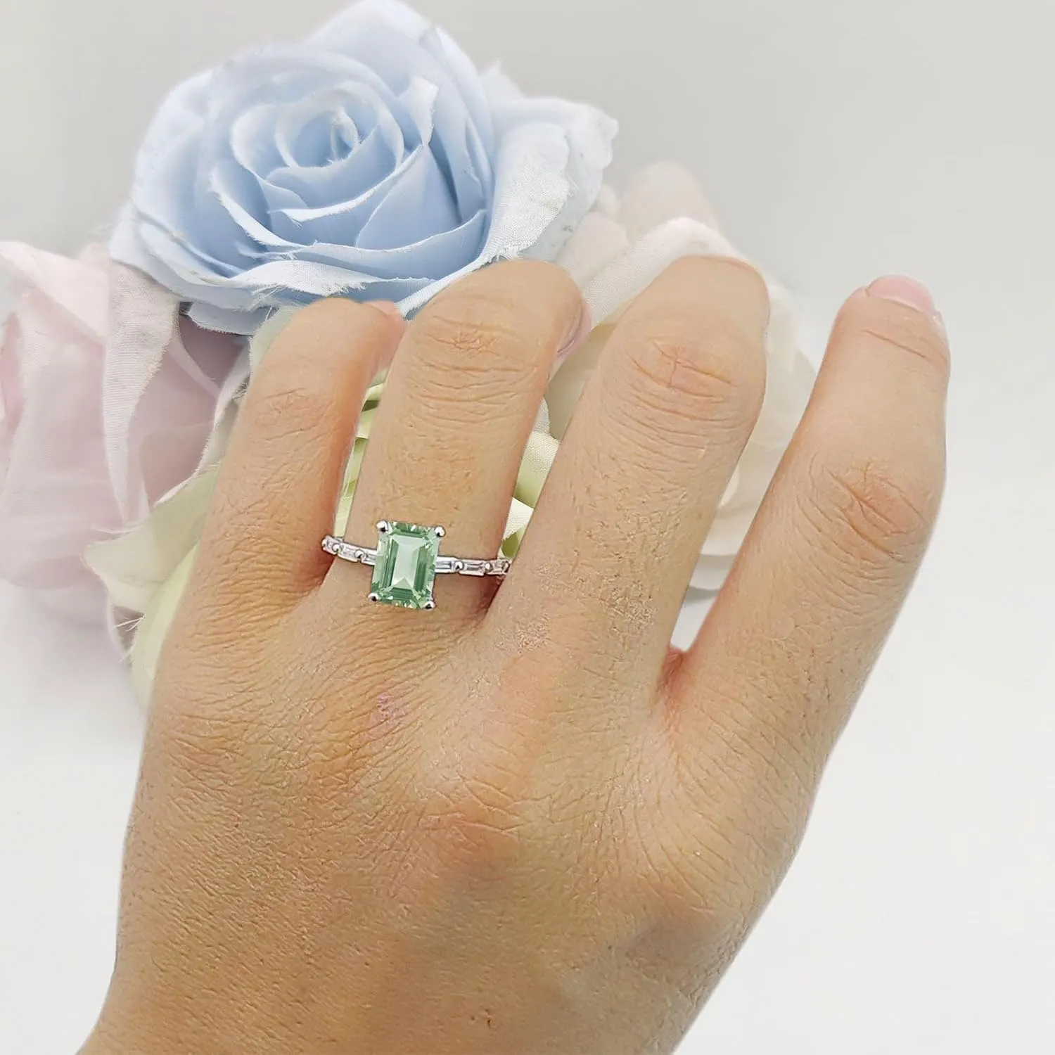 OMRANII Art Deco Emerald Cut Natural Green Amethyst Prasiolite Solitaire Vintage Style Sparkling Baguette Wedding Engagement Ring Solid 925 Sterling Silver
