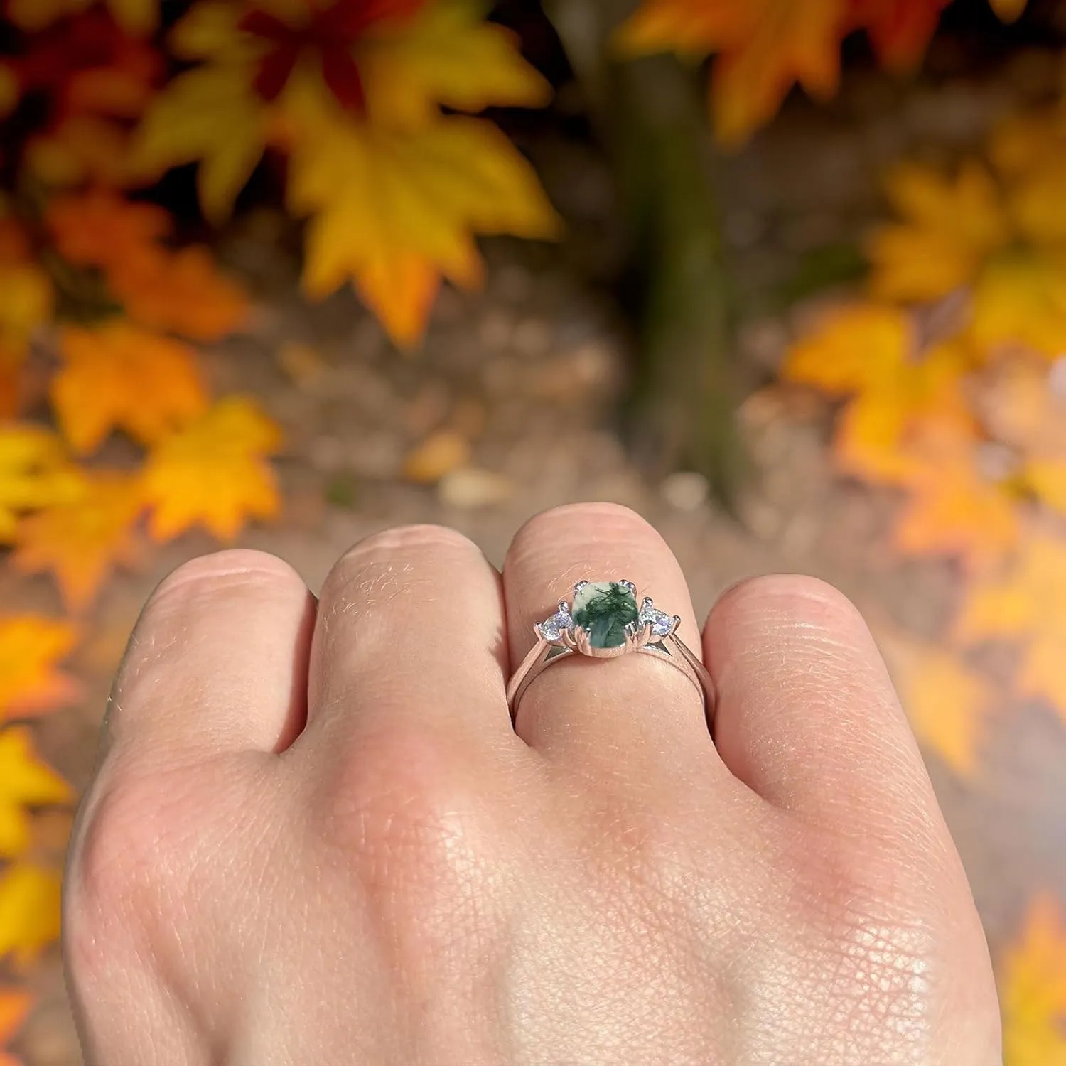 OMRANII Three Stone Art Deco Ring Oval Natural Green Moss Agate Vintage Style CZ Wedding Engagement Rings For Women 925 Sterling Silver Birthday Gift For Her