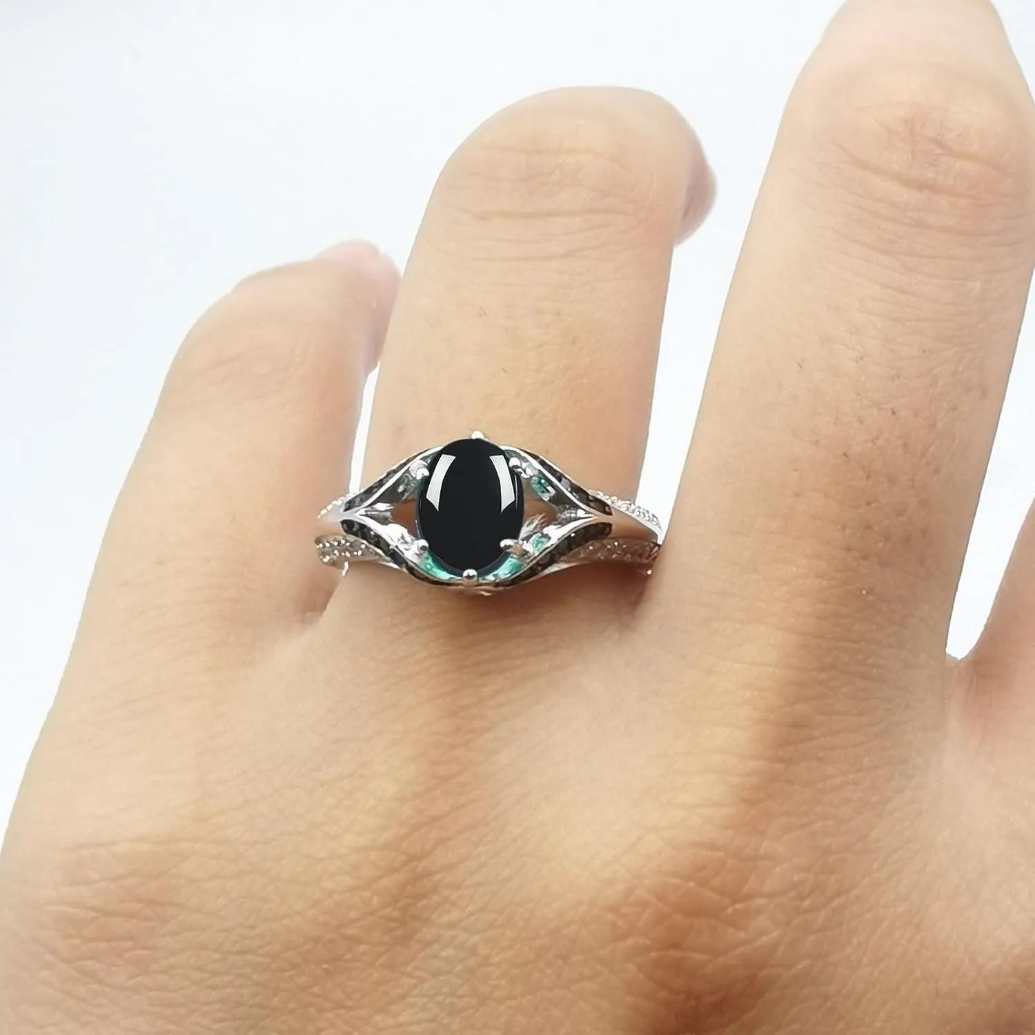 OMRANII Vintage Style Oval Natural Black Onyx Split Shank Two Tone Art Deco Ring Statement Wedding Engagement Rings For Women 925 Sterling Silver Gifts For Special Occasion