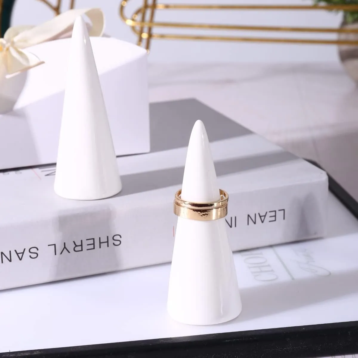 oskas White Modern Ring Holder - Ceramic Cone Tower Shape Decorative Display Stand for Jewelry & Men - 2pcs Set