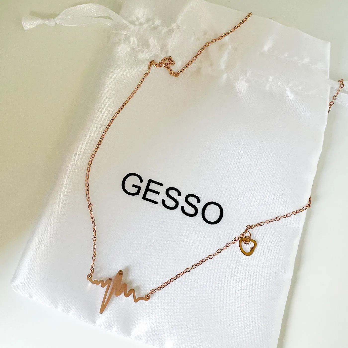 ROSE GOLD HEARTBEAT NECKLACE