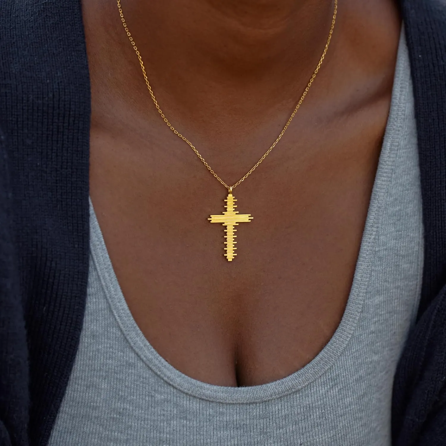 STORYJEWELLERY Cross Necklaces for Women, 18K Gold Plated Cross Pendant, Trendy Christian Jewelry, Confirmation Gifts for Women, Baptism Gifts