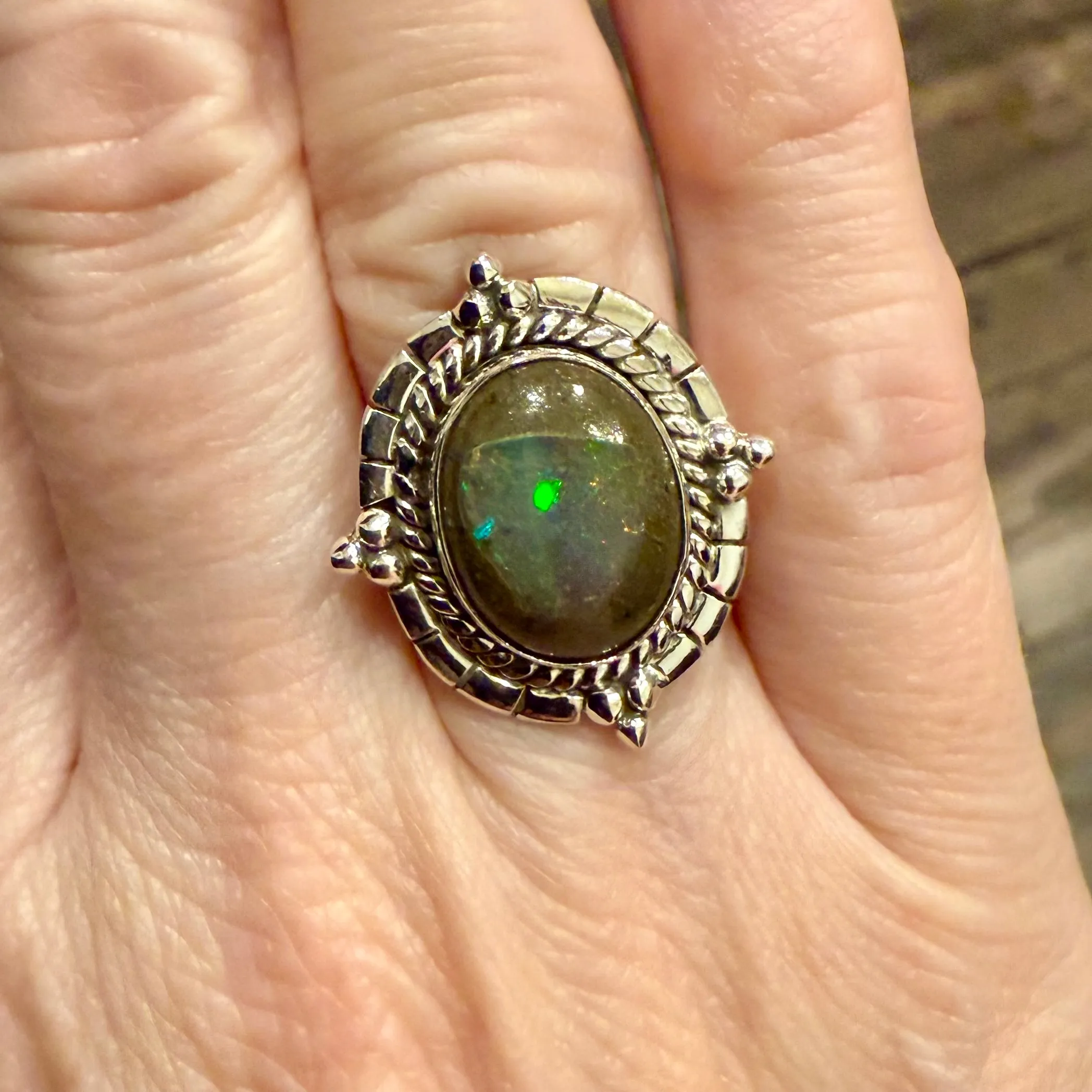 Stunning Boulder Opal Ring Southwestern Oval  Framed Sterling Silver Size 7 New